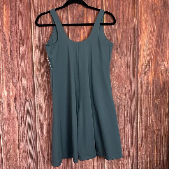 Old Navy NWT Womens M Active Powersoft Slate Blue Stretchy Dress With Shorts - Picture 4 of 5